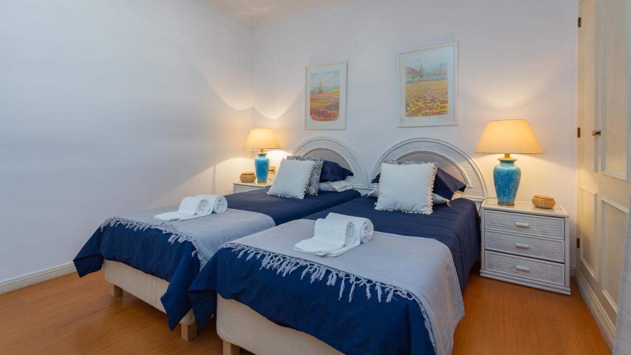 Marina 2Bdr Apartment With Balcony & Pool - 5Min From Beach By Lovelystay Quarteira Bagian luar foto