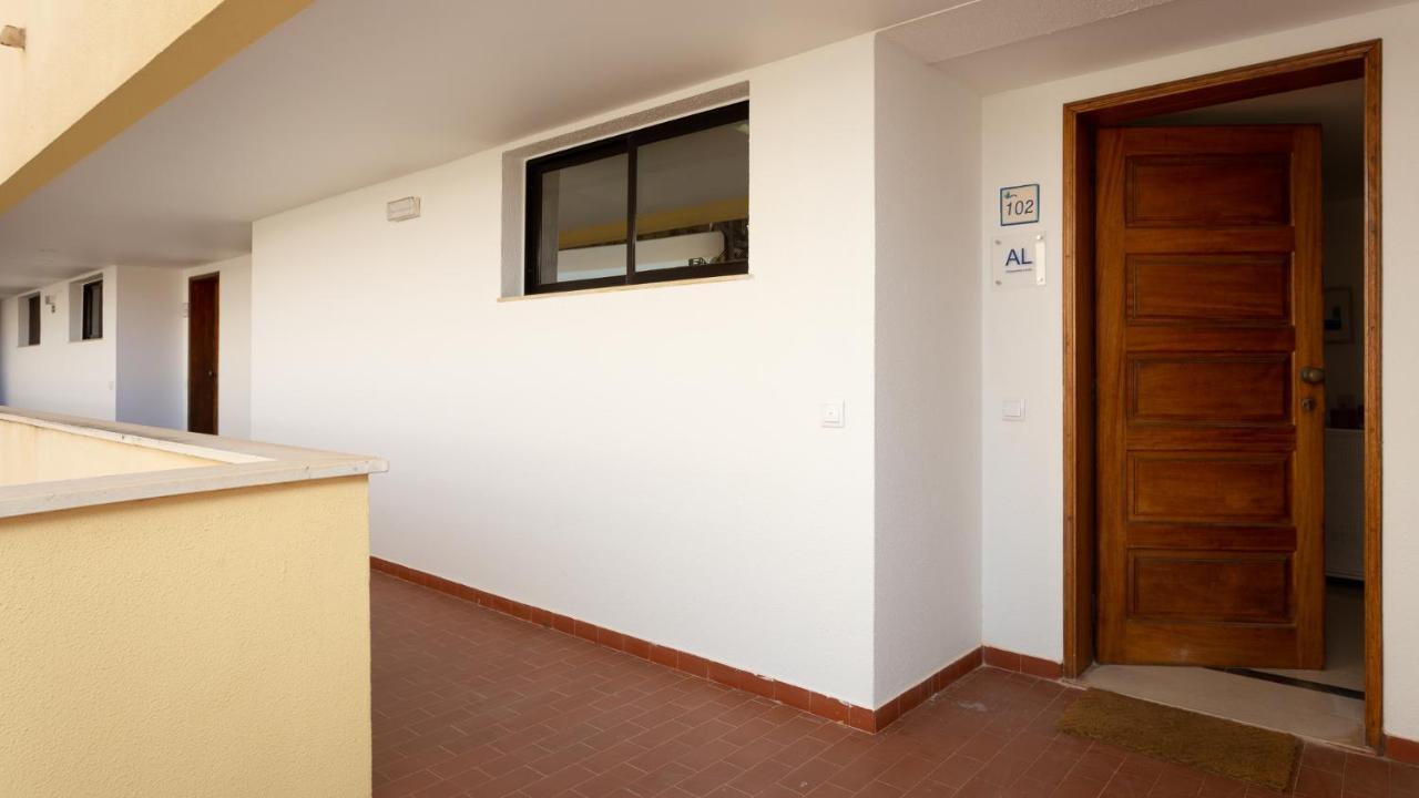 Marina 2Bdr Apartment With Balcony & Pool - 5Min From Beach By Lovelystay Quarteira Bagian luar foto