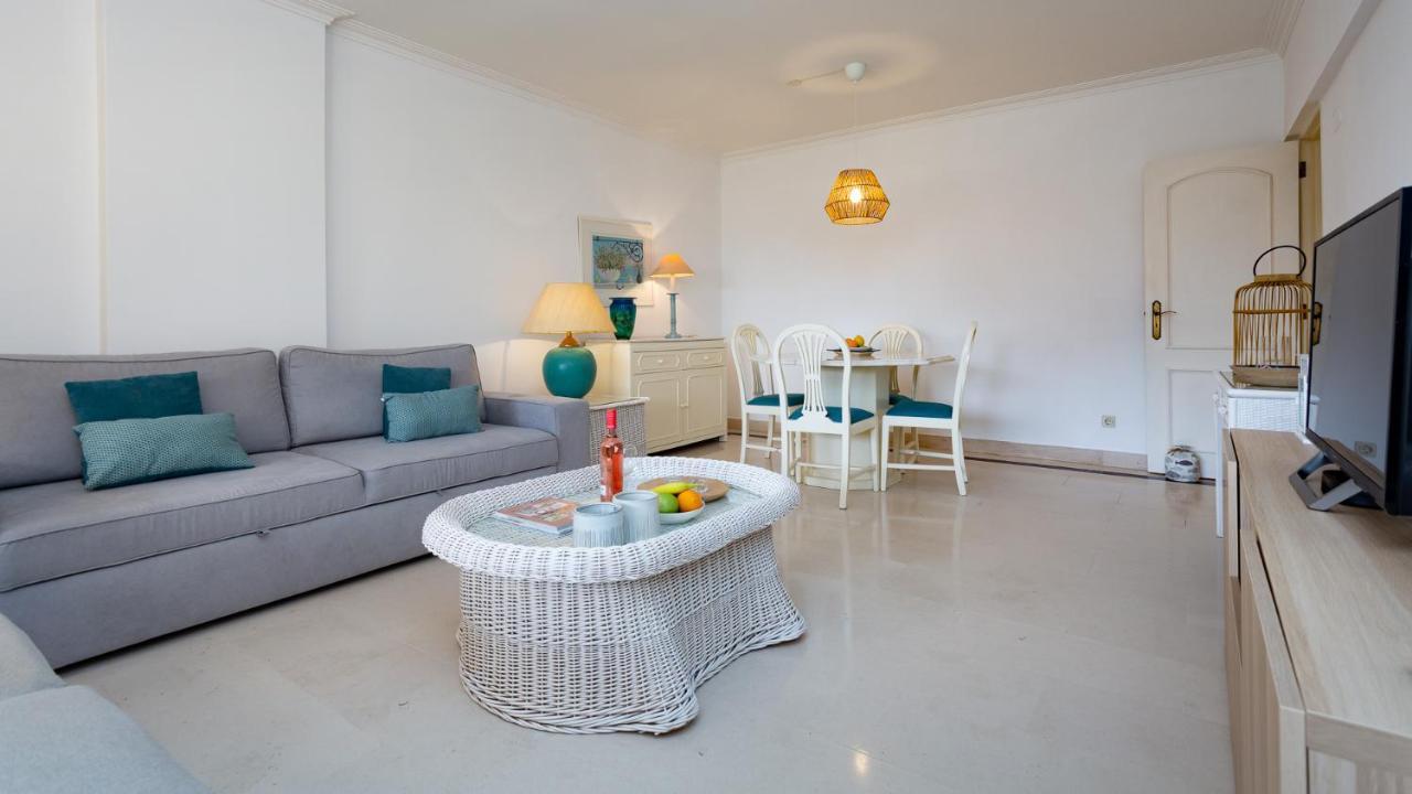 Marina 2Bdr Apartment With Balcony & Pool - 5Min From Beach By Lovelystay Quarteira Bagian luar foto