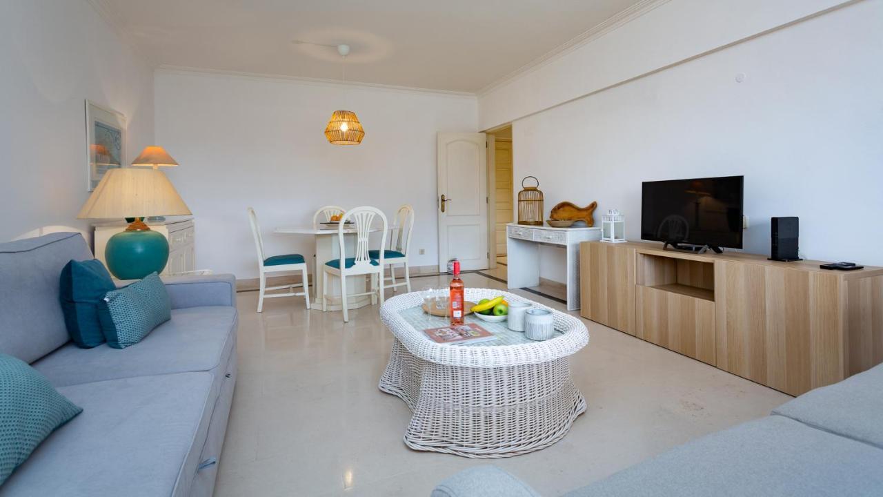 Marina 2Bdr Apartment With Balcony & Pool - 5Min From Beach By Lovelystay Quarteira Bagian luar foto